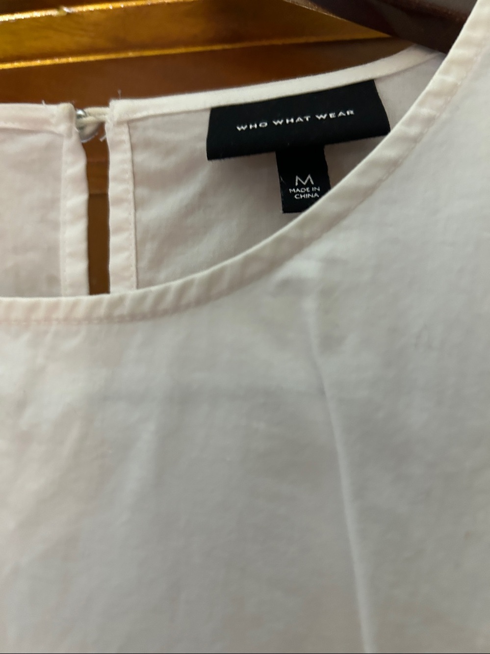 Who What Wear White Ruffled Tier Sleeve Blouse; 100% cotton; medium - Picture 5 of 9